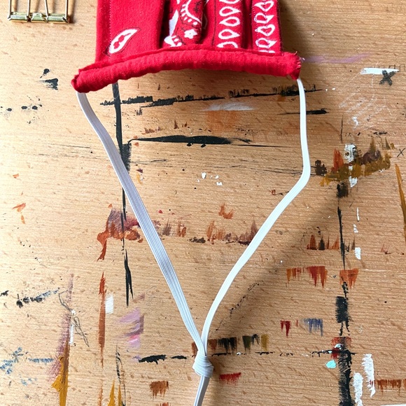 Handmade bandanna face mask - Picture 3 of 4